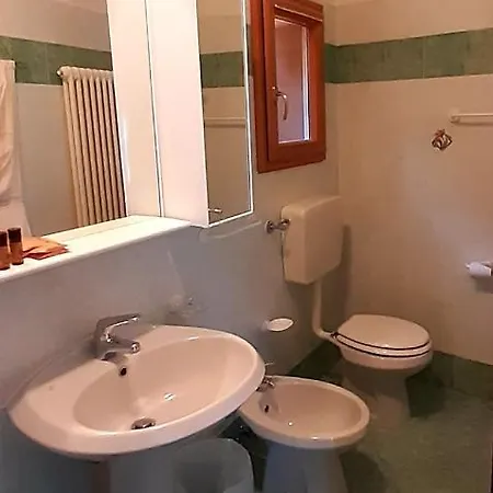 Il Villino לינה וארוחת בוקר 2*