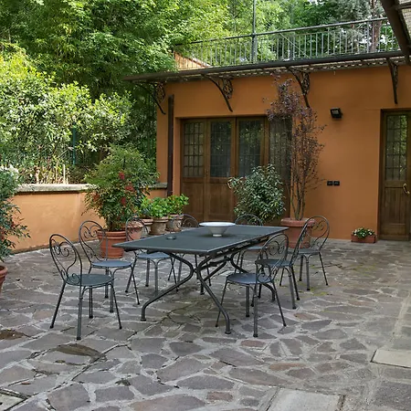 فندق مبيت وإفطار Il Villino بولونيا