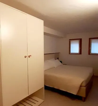 Il Villino فندق مبيت وإفطار بولونيا